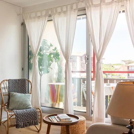 Au Bord De L'ocean Apartment *